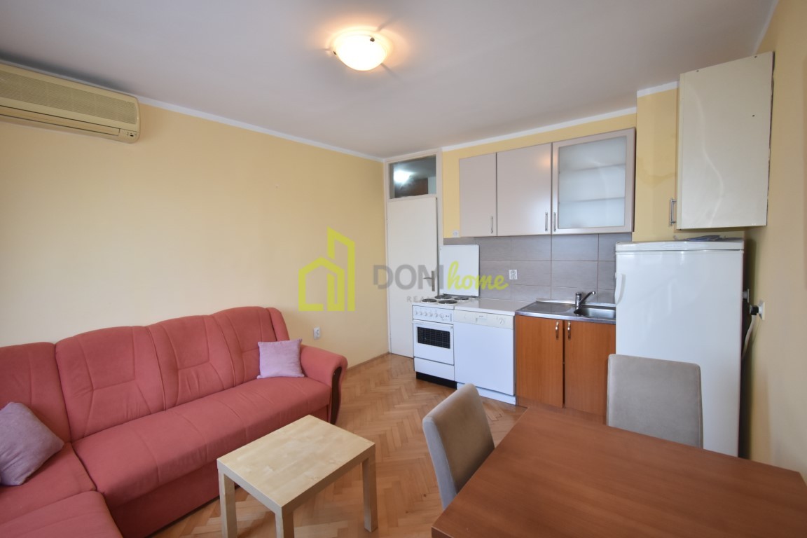 Jednosoban stan 40m2, Zabjelo